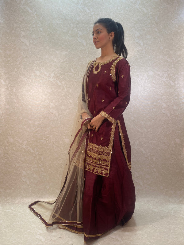 maroon sharara