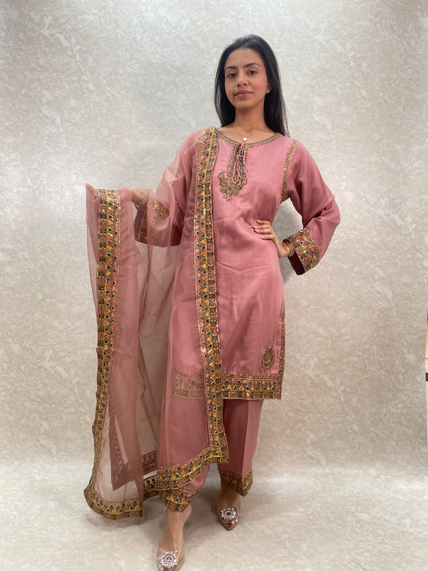 pink farshi