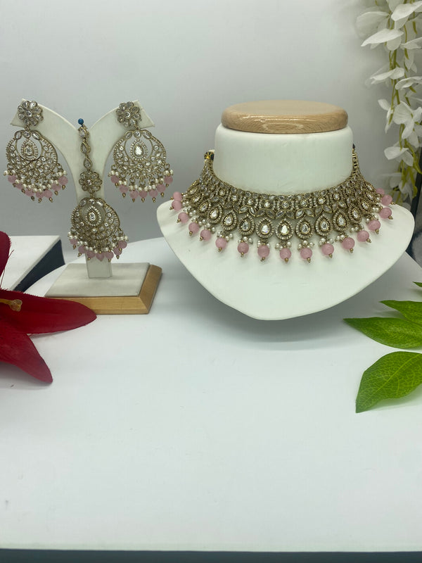 Kundan with a touch of Blush Pink