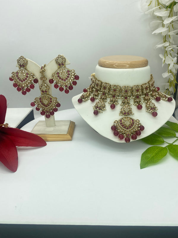 Kundan with a touch of Ruby