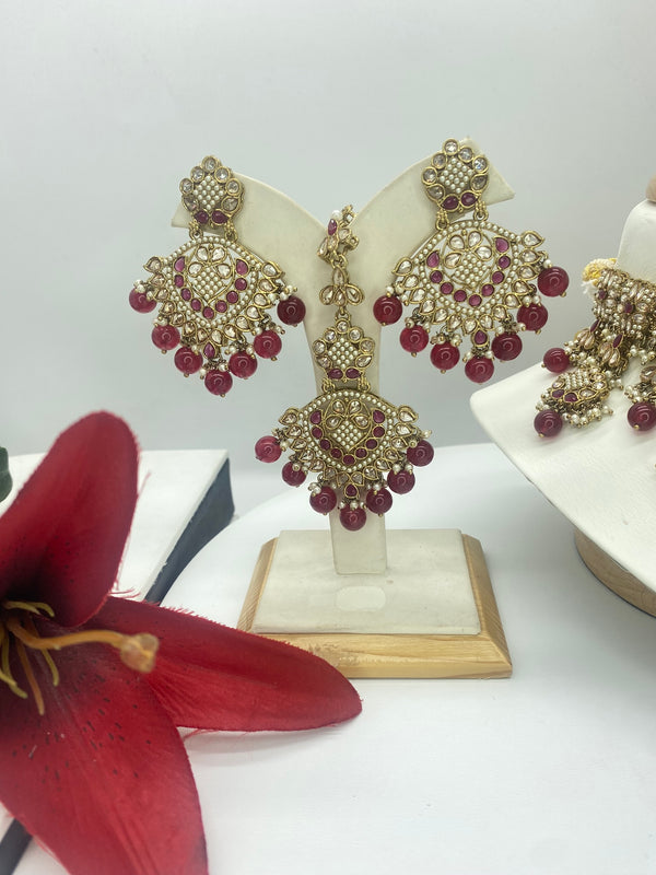 Kundan with a touch of Ruby