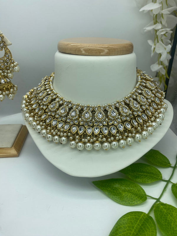 White Pearl choker 3pc Set