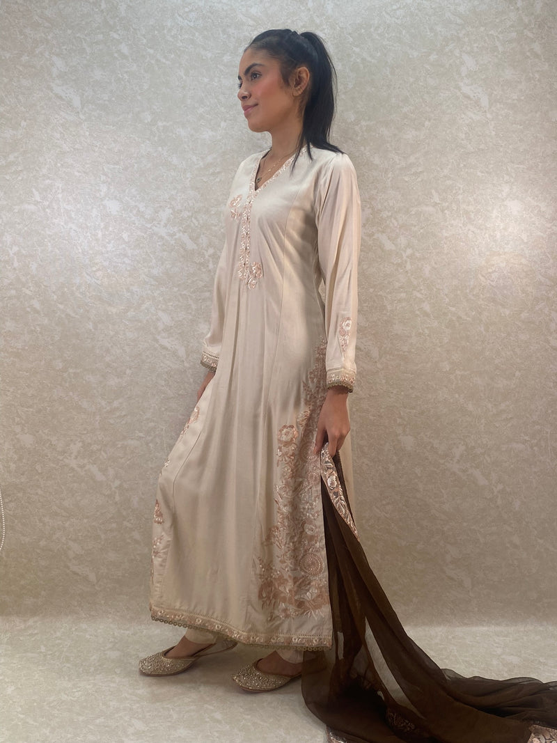 Beige long 3 pc suit