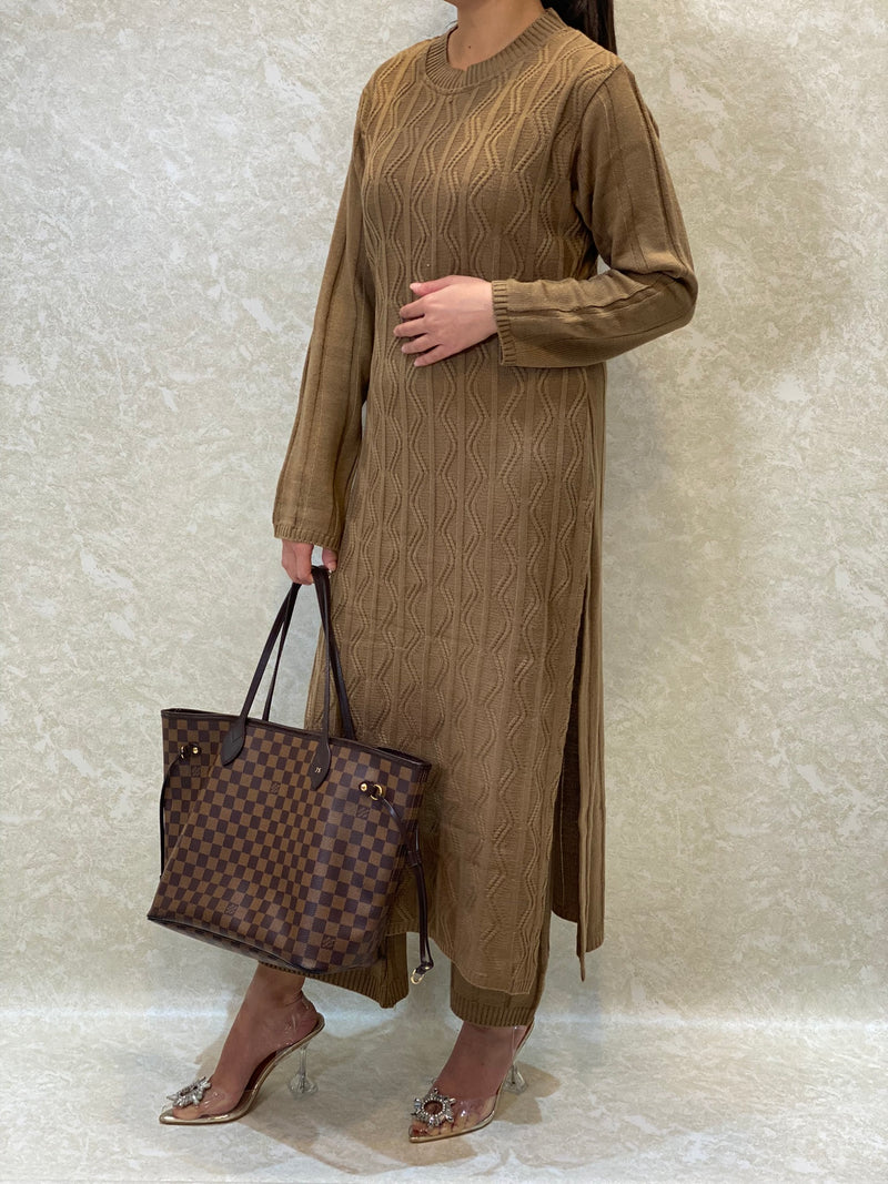 BROWN KNITTED TROUSER